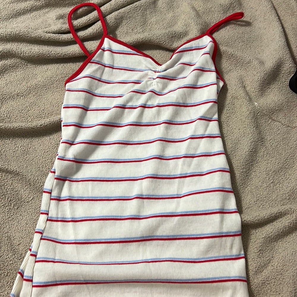 No Boundaries tank